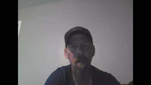 Snapshot of elwooood7 chatting on December 2024 08:39:02 PM elwooood7 online show from December 2024 08:39:02 PM