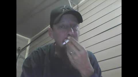 Snapshot of elwooood7 chatting on December 2024 12:03:01 PM elwooood7 online show from December 2024 12:03:01 PM