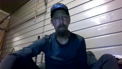 elwooood7 online show from November 2025 12:37:02 PM