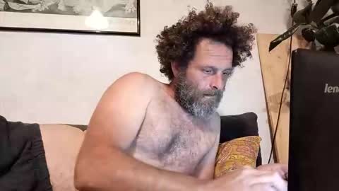 elyjahoye online show from March 2026 10:25:02 PM