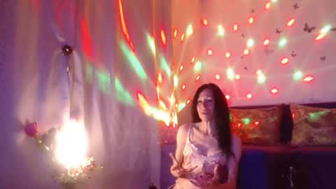 Snapshot of elysasun chatting on April 2026 06:12:01 PM Elisa online show from April 2026 06:12:01 PM