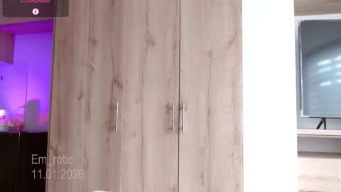 Emilia  online show from January 2026 06:13:01 PM