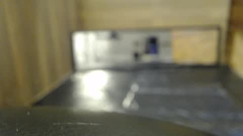 Ema  online show from November 2025 08:53:01 PM