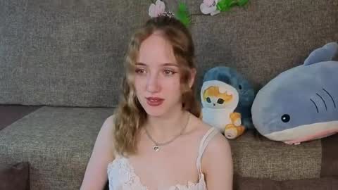Emma online show from May 2026 08:03:01 PM