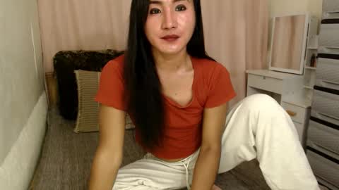 Snapshot of emarie91 chatting on February 2025 01:26:02 PM Trans cummer online show from February 2025 01:26:02 PM