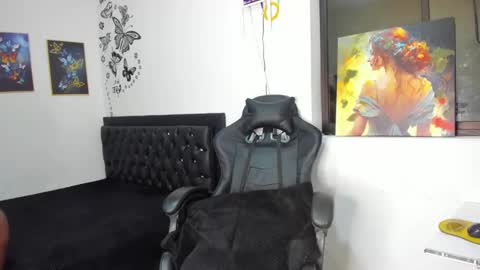 Snapshot of emattaylor chatting on December 2024 11:12:02 AM . online show from December 2024 11:12:02 AM