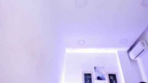 emelie_89 online show from September 2025 11:32:02 AM