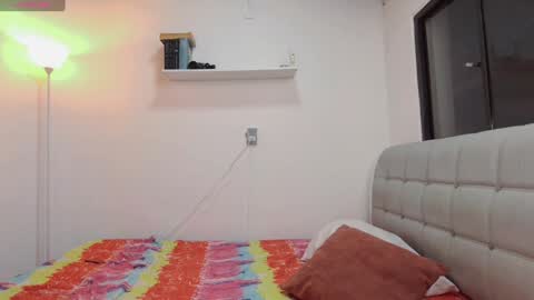 Snapshot of emely_aaron69z chatting on December 2024 02:52:01 AM emely_aaron69z online show from December 2024 02:52:01 AM