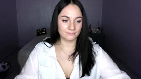 Snapshot of emelyblum chatting on March 2025 04:13:01 AM Emely online show from March 2025 04:13:01 AM