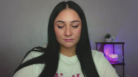 Snapshot of emelyblum chatting on September 2025 12:48:01 PM Emely online show from September 2025 12:48:01 PM