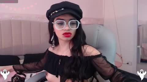 Danna online show from October 2025 03:28:01 AM