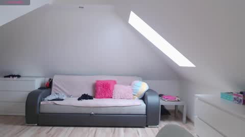 just me online show from January 2026 11:04:02 AM