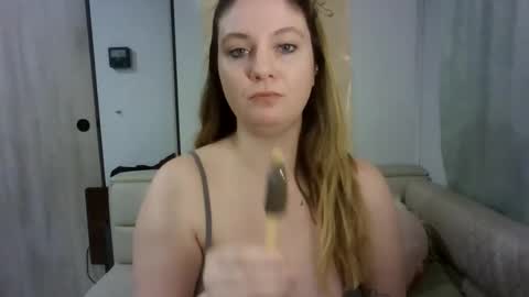 EmerieSkye online show from February 2026 06:13:01 PM