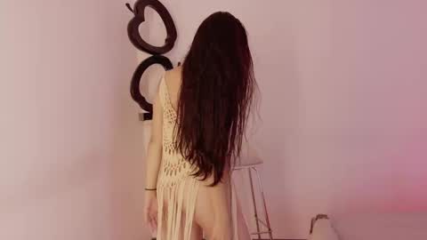 Snapshot of emi_roberts chatting on November 2025 02:58:01 AM Emmily Roberts online show from November 2025 02:58:01 AM