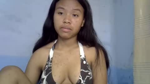 Snapshot of emiehottie chatting on June 2026 10:50:02 AM Ami online show from June 2026 10:50:02 AM