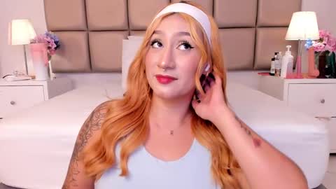 EMILY ROBERTS online show from January 2025 06:57:02 PM
