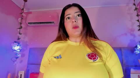 Emiily Grace online show from May 2026 11:28:02 AM