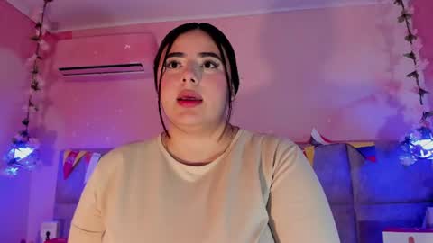 Emiily Grace online show from July 2026 11:39:02 AM