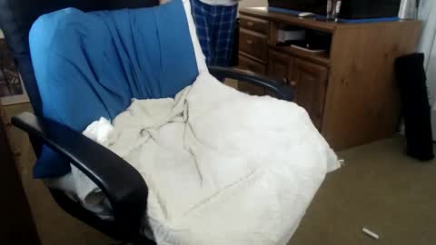 Snapshot of emil_karpo chatting on December 2025 03:53:01 PM Terrance1st online show from December 2025 03:53:01 PM