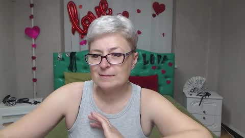 Snapshot of emiliagree chatting on October 2025 05:08:02 AM EmiliaGree online show from October 2025 05:08:02 AM