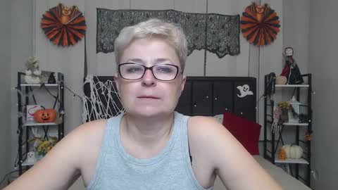 Snapshot of emiliagree chatting on October 2025 05:15:02 AM EmiliaGree online show from October 2025 05:15:02 AM