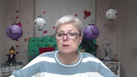 Snapshot of emiliagree chatting on October 2025 06:19:02 AM EmiliaGree online show from October 2025 06:19:02 AM