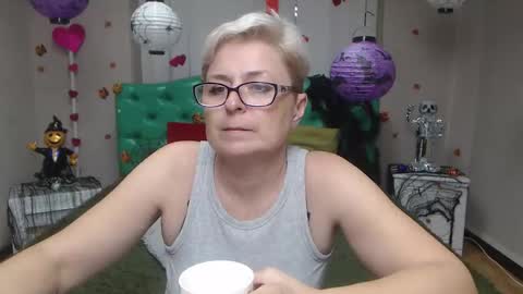 Snapshot of emiliagree chatting on October 2025 07:26:02 PM EmiliaGree online show from October 2025 07:26:02 PM