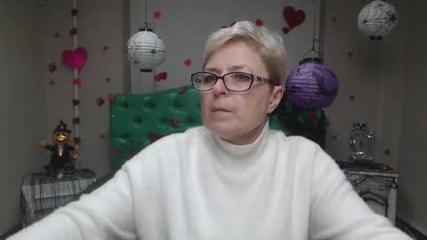 Snapshot of emiliagree chatting on November 2025 06:01:01 AM EmiliaGree online show from November 2025 06:01:01 AM