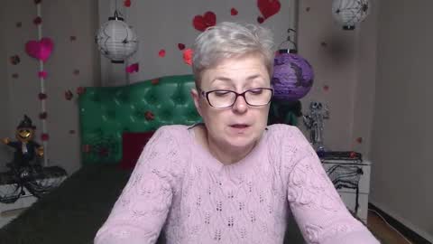 Snapshot of emiliagree chatting on November 2025 06:37:02 PM EmiliaGree online show from November 2025 06:37:02 PM