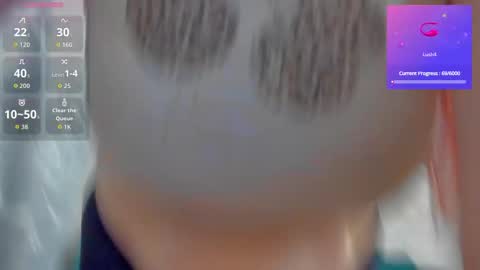 Emiliana online show from November 2025 02:20:01 PM