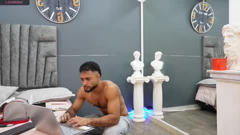 Snapshot of emilio_brandon chatting on February 2026 11:50:02 AM Emilio online show from February 2026 11:50:02 AM