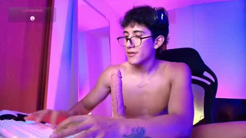 Snapshot of emilio_rivs chatting on January 2026 01:32:01 AM emilio_rivs online show from January 2026 01:32:01 AM