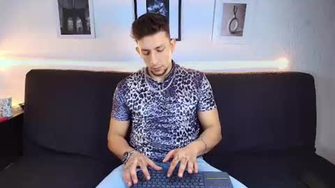 EMILIOCUM online show from July 2026 04:58:02 AM