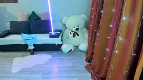 Emiliya online show from January 2026 01:44:02 AM