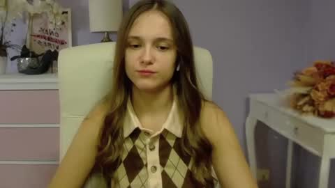 Snapshot of emilly_lust99 chatting on January 2025 10:50:01 AM Emilly online show from January 2025 10:50:01 AM