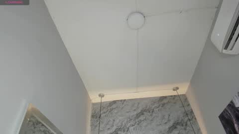 emilly_mell online show from December 2025 11:47:01 AM