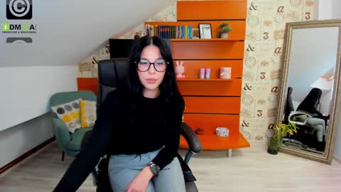 EmillyTaylor online show from January 2025 10:58:02 AM