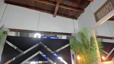 Emily  online show from December 2025 10:44:02 AM