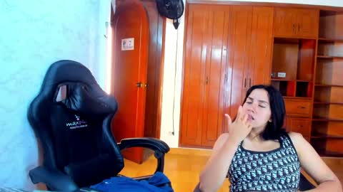 Snapshot of emily_and_soffy chatting on April 2026 01:04:01 PM Emily and Soffy online show from April 2026 01:04:01 PM