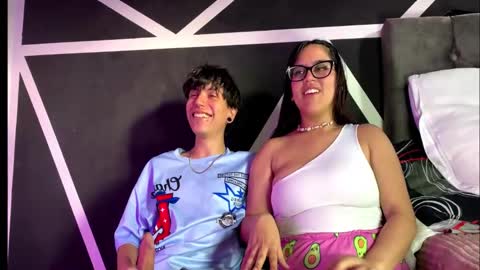 emily_andyy online show from December 2025 09:22:02 PM