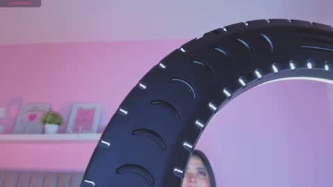 Snapshot of emily_cooper20_ chatting on November 2025 11:04:02 PM Emily online show from November 2025 11:04:02 PM