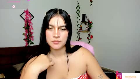 Snapshot of emily_coraline chatting on February 2025 02:42:02 PM Emily  online show from February 2025 02:42:02 PM