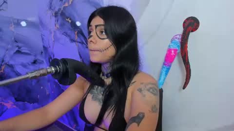 emily_evol online show from July 2026 12:20:01 PM
