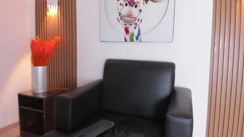 Snapshot of emily_frostt chatting on March 2026 11:33:02 AM emily_frostt online show from March 2026 11:33:02 AM