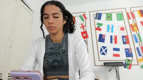 emily_gaviria1 online show from June 2026 12:09:02 PM