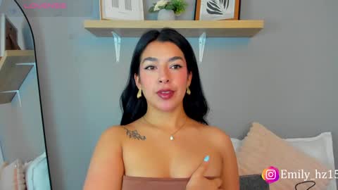 Snapshot of emily_haze chatting on February 2025 12:13:02 PM Emily online show from February 2025 12:13:02 PM