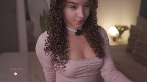 Juliana online show from June 2026 10:41:02 PM
