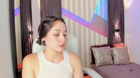 Emily online show from September 2025 03:56:02 PM