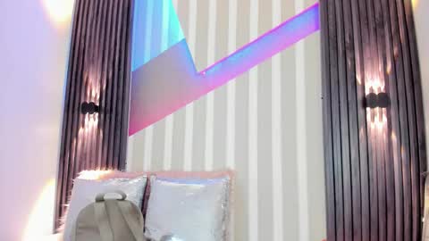 Emily online show from October 2025 02:47:01 PM