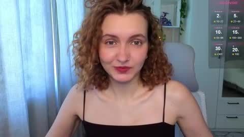 Snapshot of emily_lune chatting on June 2026 02:20:02 AM Emily online show from June 2026 02:20:02 AM